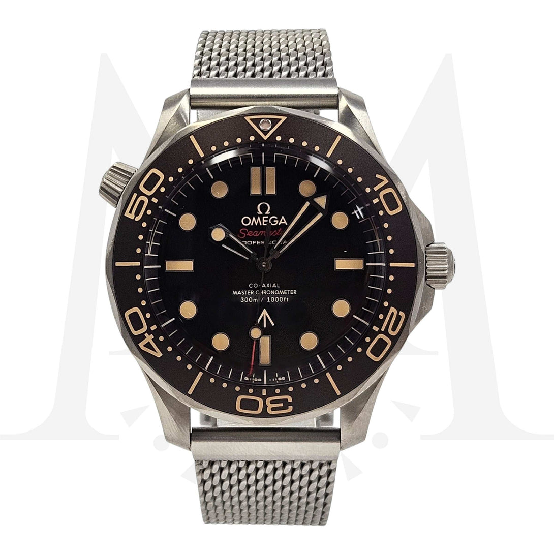 Reloj Omega Seamaster Diver 300M 007 Titanio Co-Axial Automático