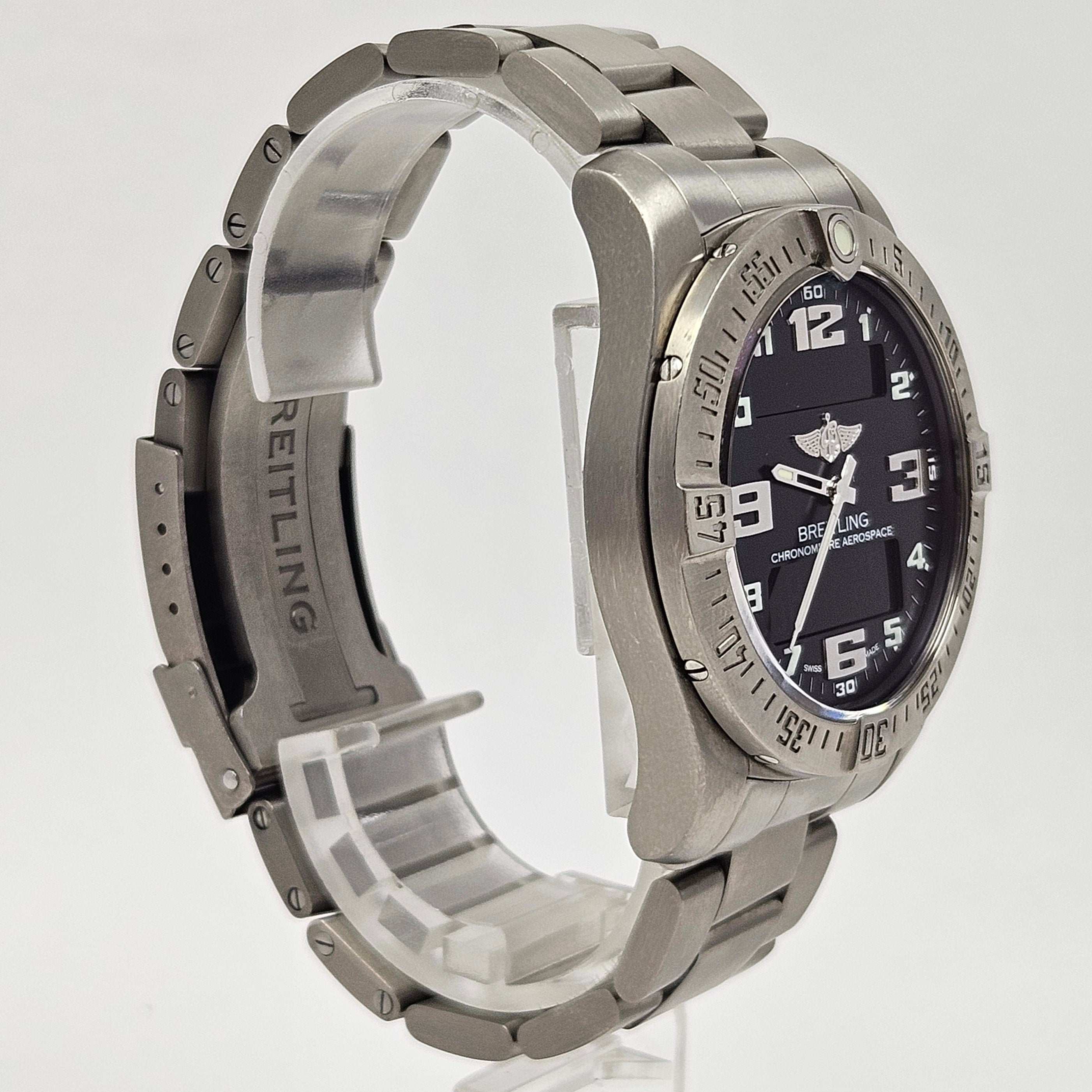 Reloj Breitling Navitimer Titanium Multifuciones