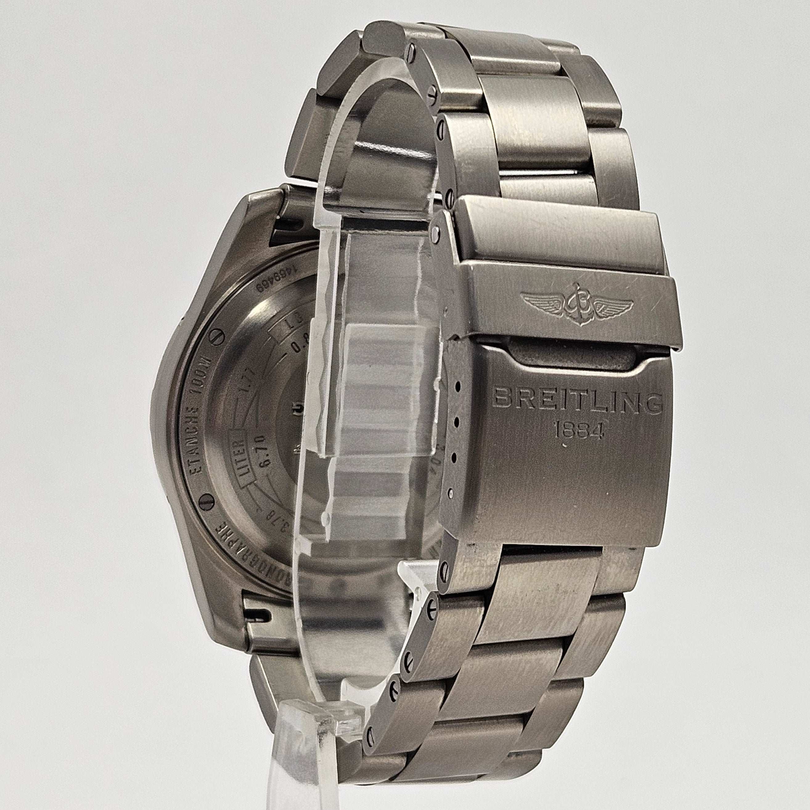 Reloj Breitling Navitimer Titanium Multifuciones